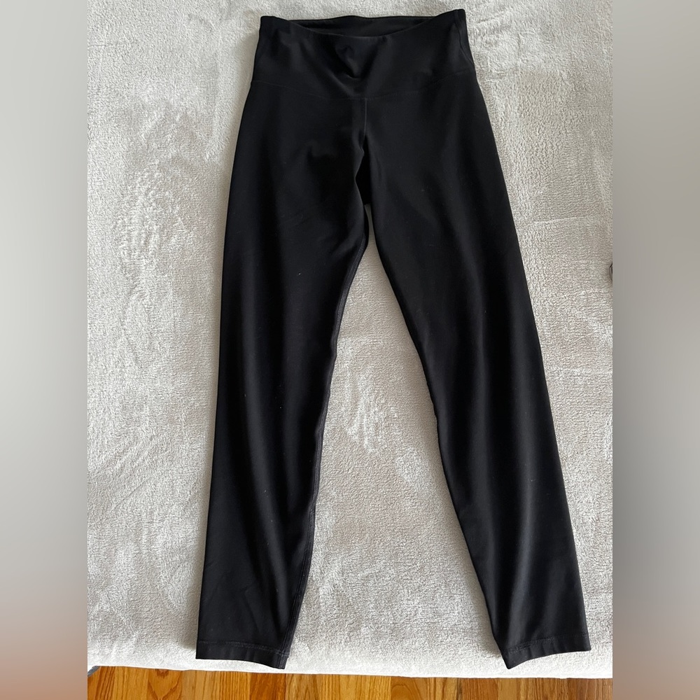 Old Navy Elevate Leggings (Medium), no pockets